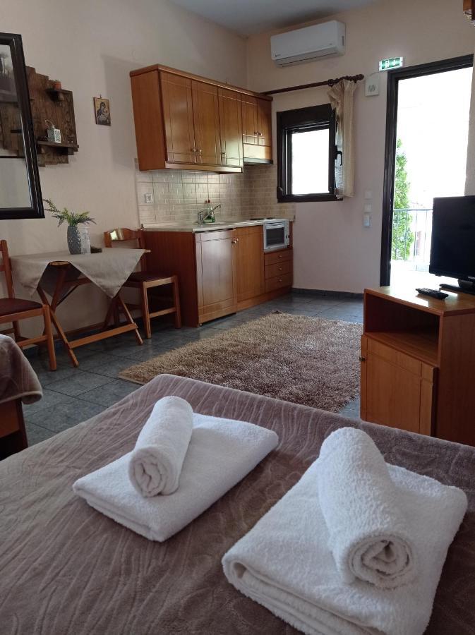 Guesthouse Platon Όρμα Εξωτερικό φωτογραφία